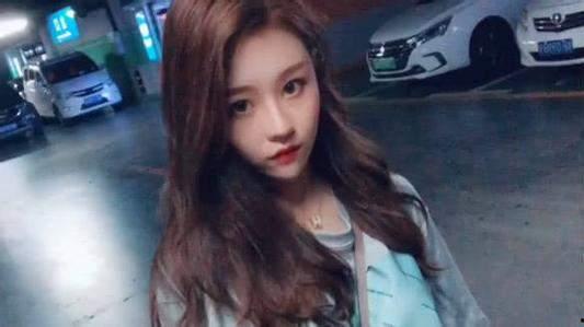 明星娱乐新闻 抖音网红大鹅,娱乐新闻中的闪耀新星”